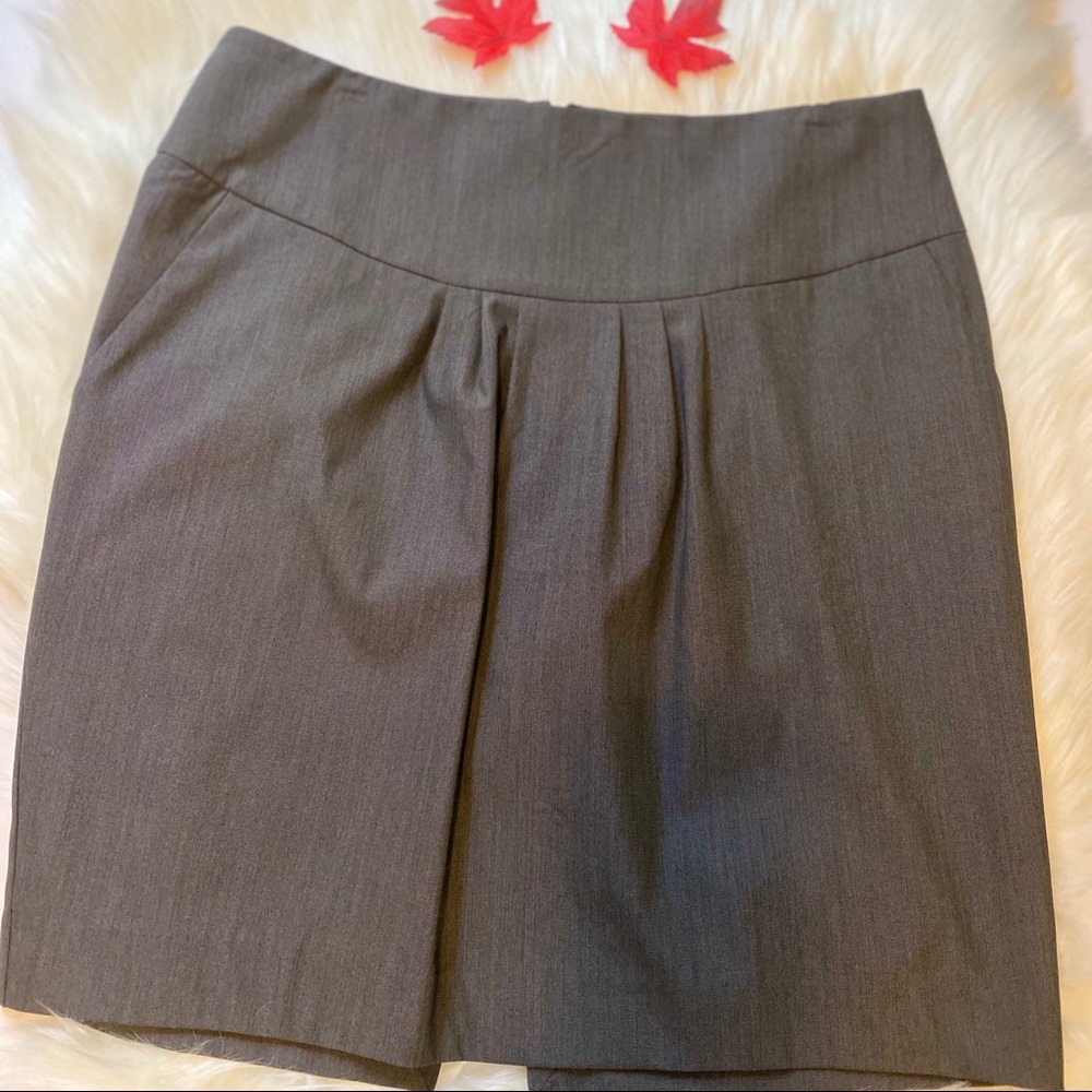 EXPRESS  SKIRT  Midi SIZE 6